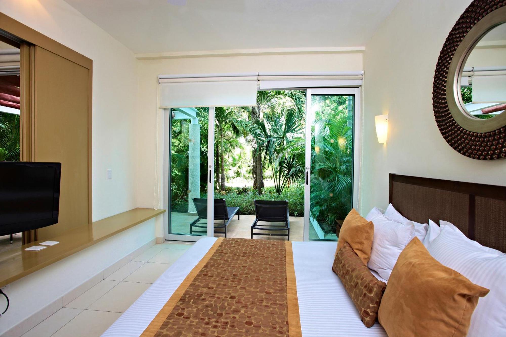Junior Suite Superior Garden (3 Adults)